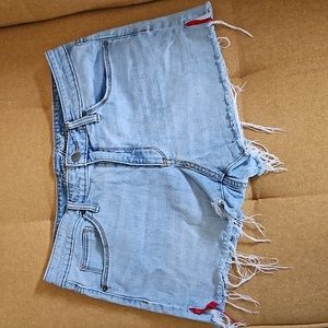 Universal Thread Shorts